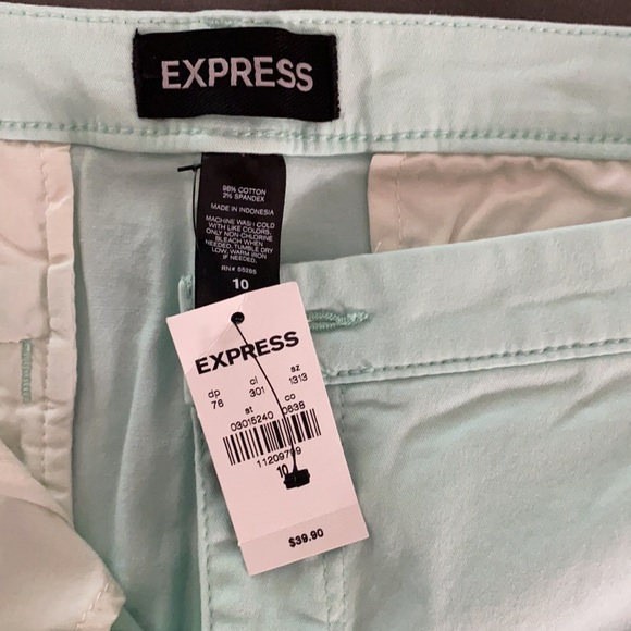 Pale turquoise. Brand new. Non smoking no pet home - Picture 4 of 4